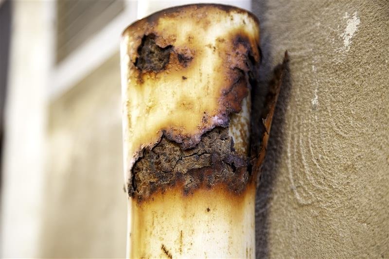How to Effectively Prevent Pipe Corrosion in Older Homes